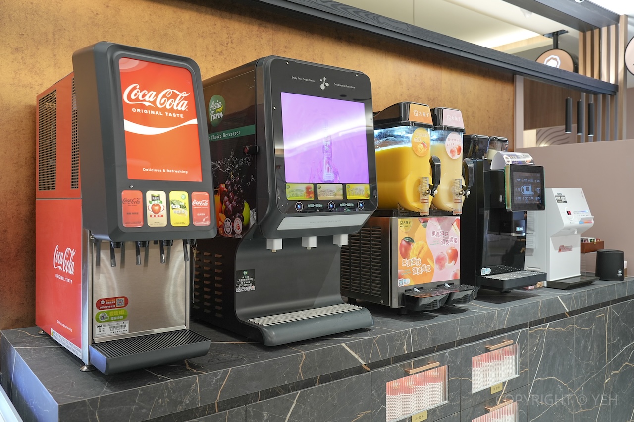 [新竹火鍋] 桃金鍋物竹北高鐵門市｜一人鴛鴦鍋也能儀式感滿分！手搖飲＋炸物＋生乳銅鑼燒一次滿足（附菜單）