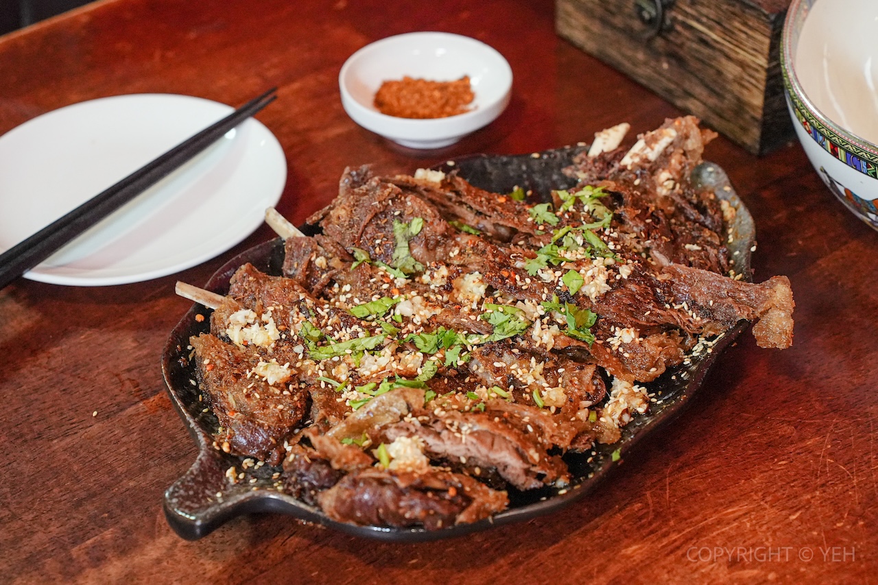 [新竹美食] TWINS 廚房｜不用遠行 就能在新竹品嚐正宗西藏青海羊排炕鍋