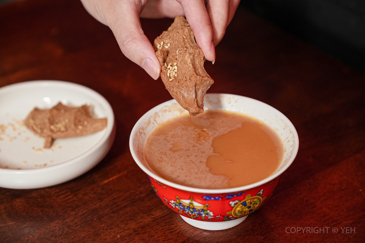 [新竹美食] TWINS 廚房｜不用遠行 就能在新竹品嚐正宗西藏青海羊排炕鍋