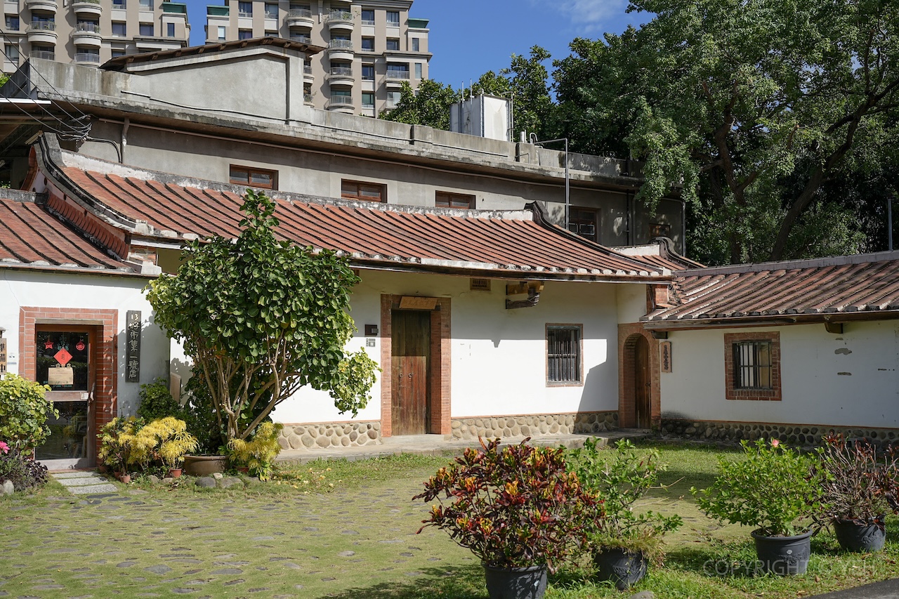 新竹竹北一日遊｜新瓦屋客家文化保存區 × 米其林蔬食 × 人氣烘焙 × 光藝節漫步路線