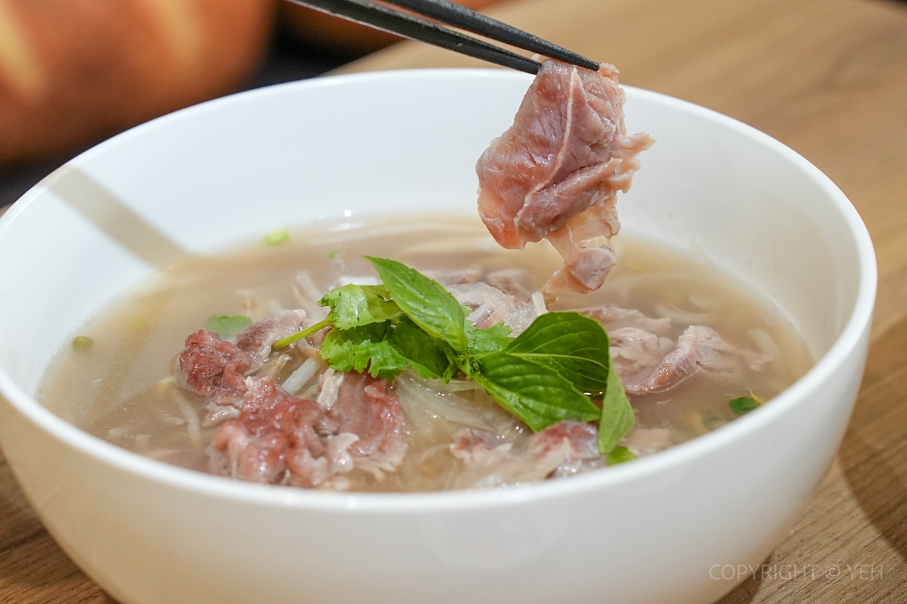 [新竹異國料理] CaCa越南料理｜河粉控 & 麵包控不能錯過的越式文青小店