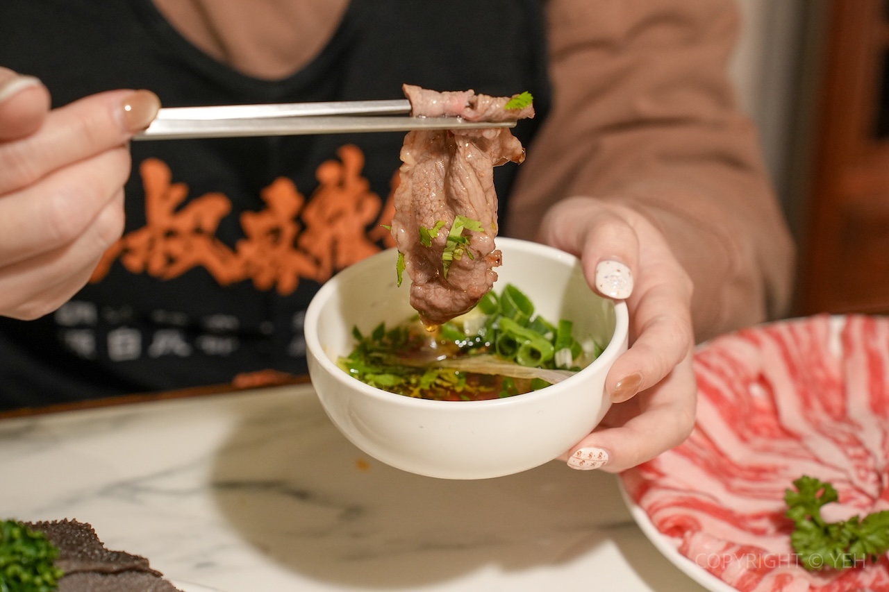 [新竹火鍋] 蜀叔麻辣鍋 新竹店｜城隍廟周邊 麻香不嗆的成都系麻辣鍋