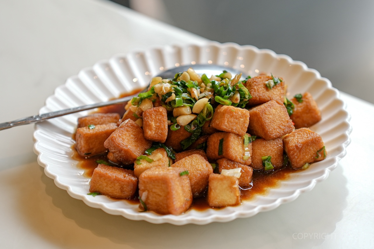 [新竹・竹北美食] 奕家親YiJiaChin｜竹北後站優雅的異國風餐廳 簡餐／下午茶／宴會空間