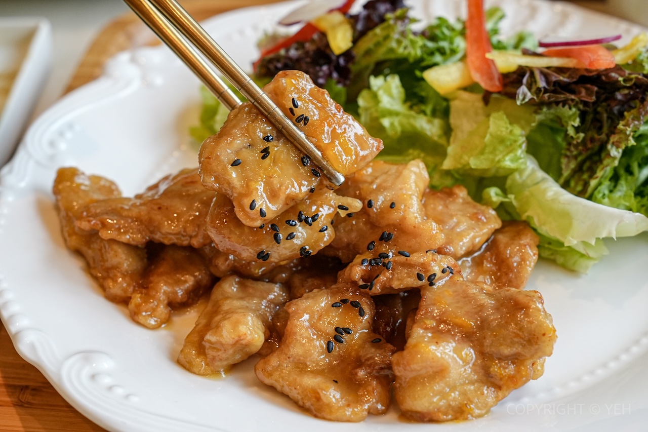 [新竹・竹北美食] 奕家親YiJiaChin｜竹北後站優雅的異國風餐廳 簡餐／下午茶／宴會空間