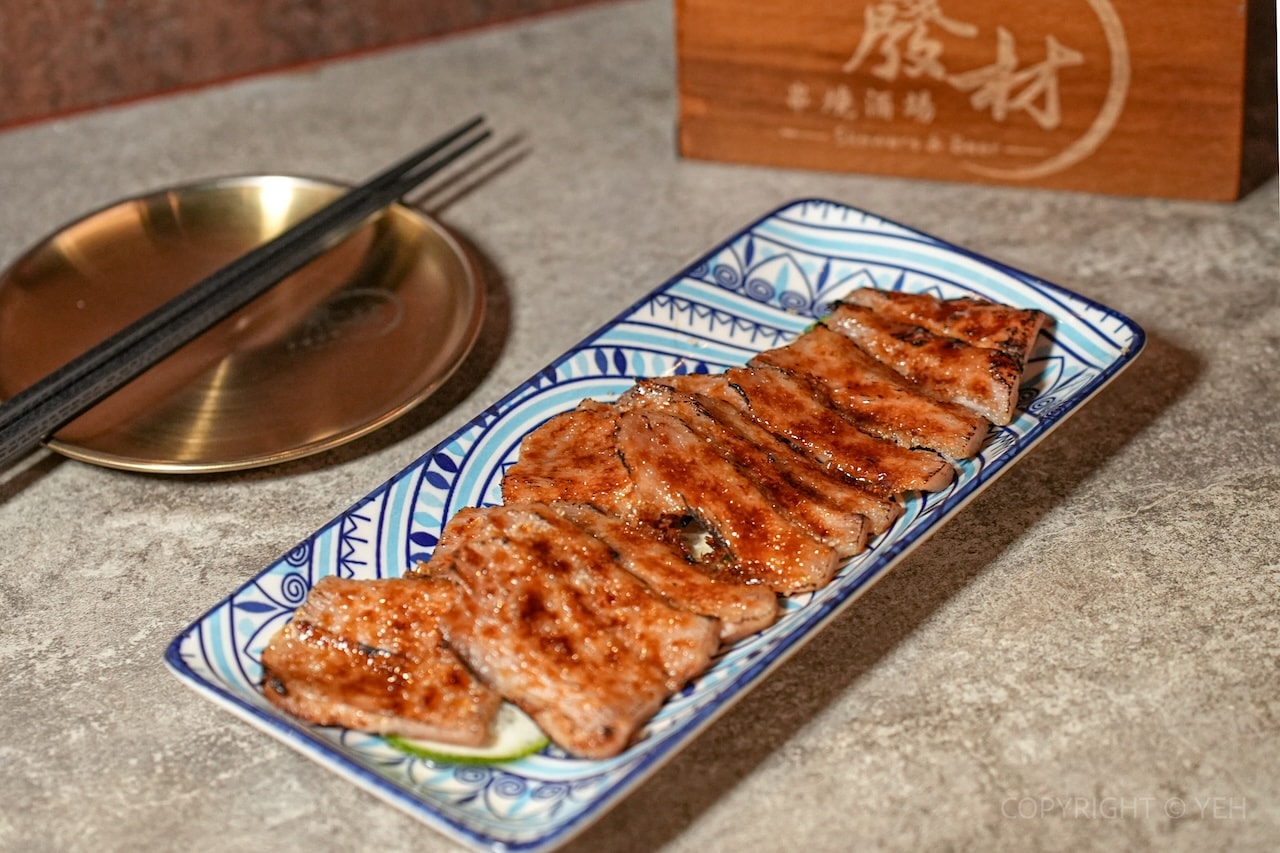 [ 新竹・竹北居酒屋] 廢材串燒酒場 竹北遠百店｜質感與風味兼具的輕奢系精緻居酒屋 嚴選少見精釀啤酒 值得慢慢品味