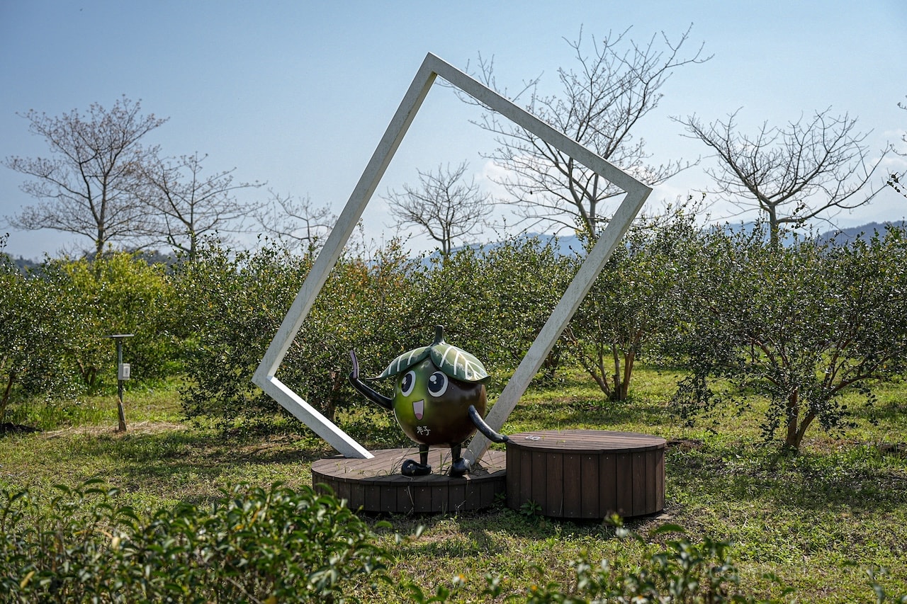 [新竹一日遊] 島內散步・新竹峨眉走走｜走進苦茶油風土的小旅行 手榨苦茶油×客家午宴×農莊手作體驗