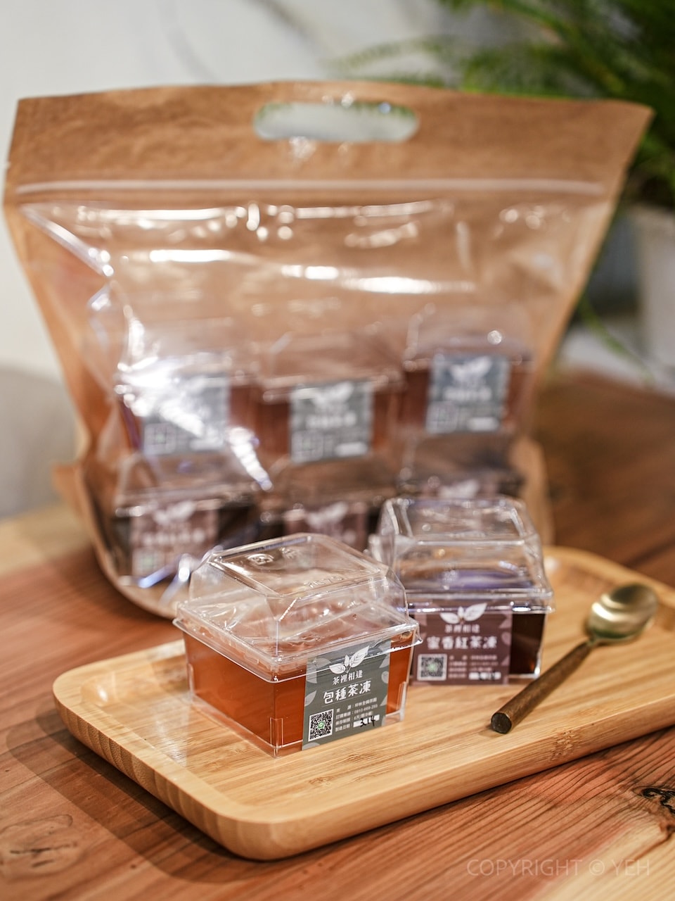 [新竹美食] 茶裡相逢｜茶業第四代打造的茶香甜點小店 藏身於竹蓮市場二樓