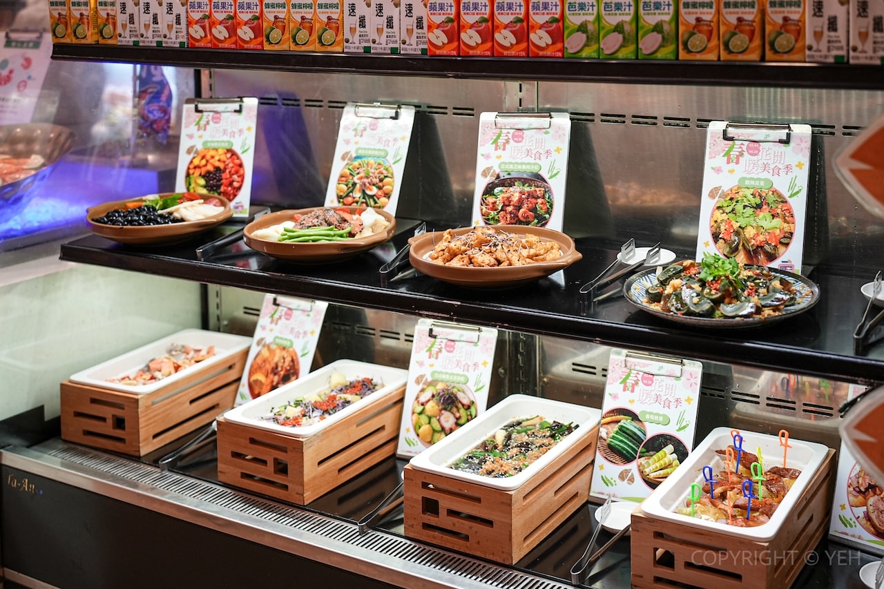 [新竹Buffet吃到飽] 食譜自助百匯｜芙洛麗大飯店 春季餐檯亮點整理・2026年最新價格資訊