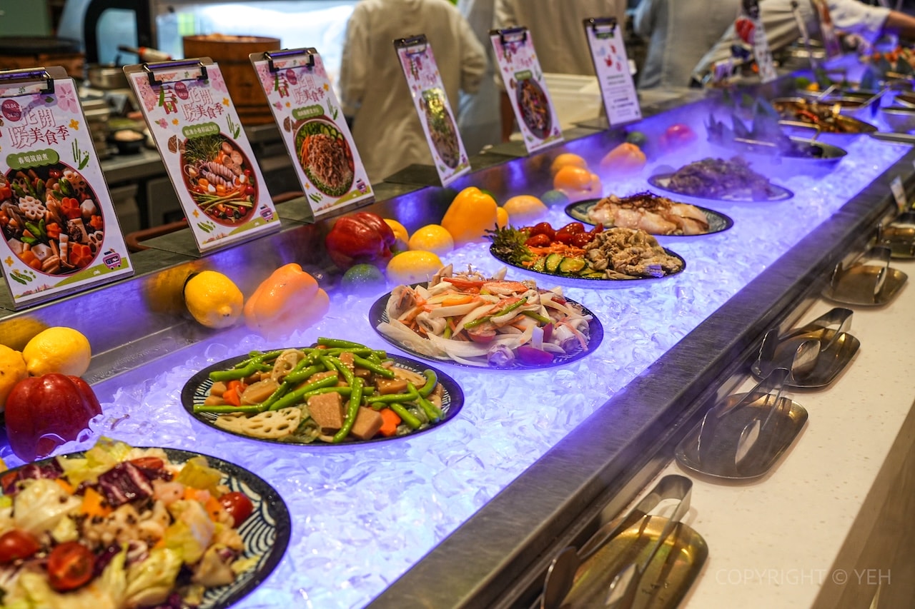 [新竹Buffet吃到飽] 食譜自助百匯｜芙洛麗大飯店 春季餐檯亮點整理・2026年最新價格資訊