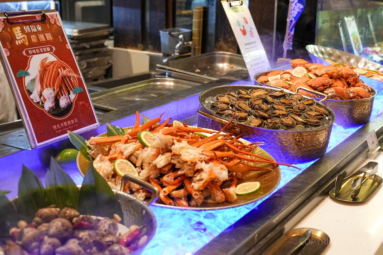 [新竹Buffet吃到飽] 食譜自助百匯｜芙洛麗大飯店 春季餐檯亮點整理・2026年最新價格資訊