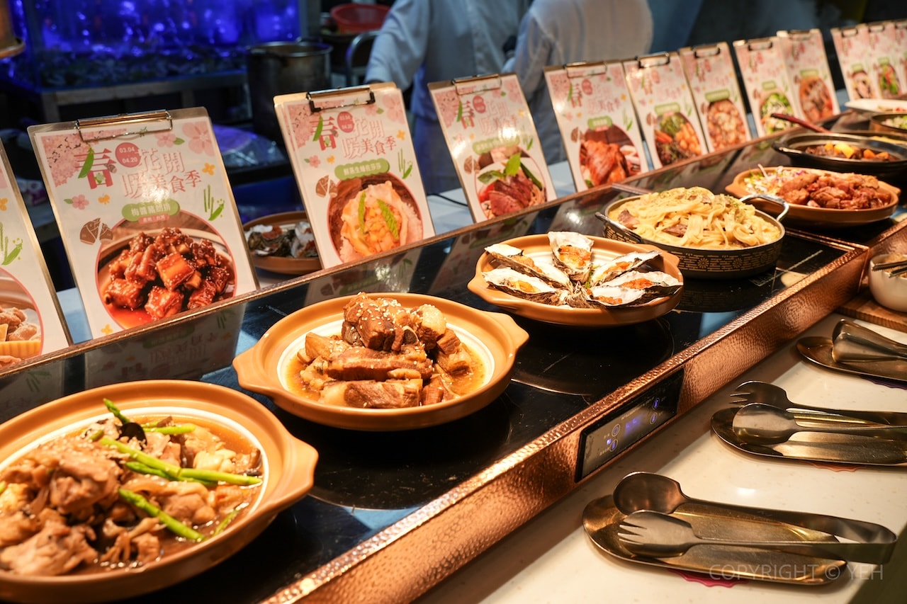 [新竹Buffet吃到飽] 食譜自助百匯｜芙洛麗大飯店 春季餐檯亮點整理・2026年最新價格資訊