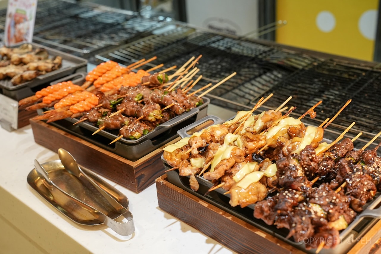 [新竹Buffet吃到飽] 食譜自助百匯｜芙洛麗大飯店 春季餐檯亮點整理・2026年最新價格資訊