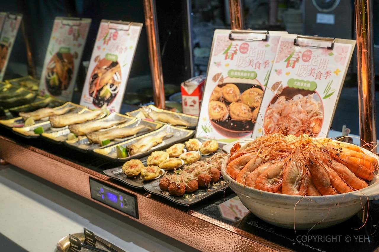 [新竹Buffet吃到飽] 食譜自助百匯｜芙洛麗大飯店 春季餐檯亮點整理・2026年最新價格資訊