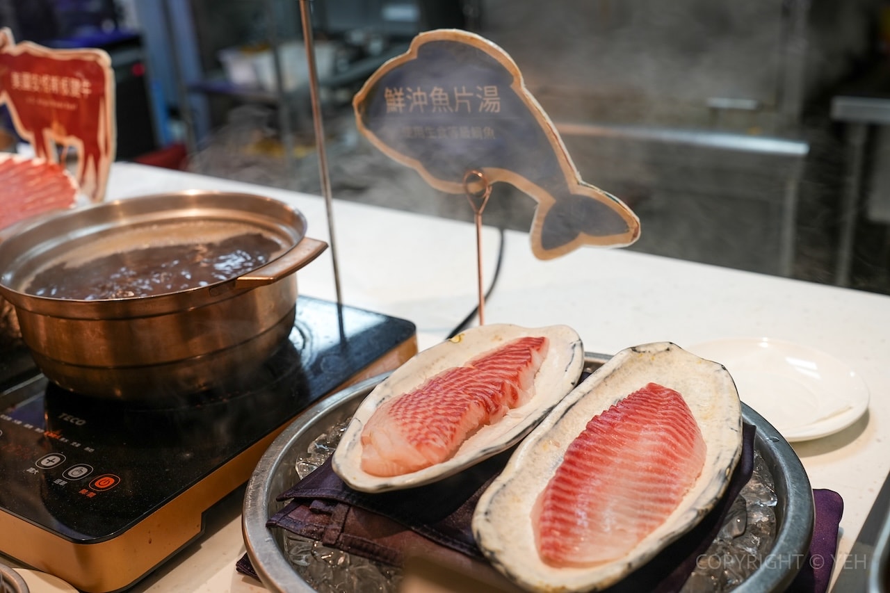 [新竹Buffet吃到飽] 食譜自助百匯｜芙洛麗大飯店 春季餐檯亮點整理・2026年最新價格資訊
